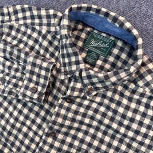 Woolrich Woolen Mills Modern Fit Flannel Shirt Men's XL Black White Check Plaid